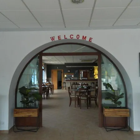 Restaurant Baladrar 호텔 *