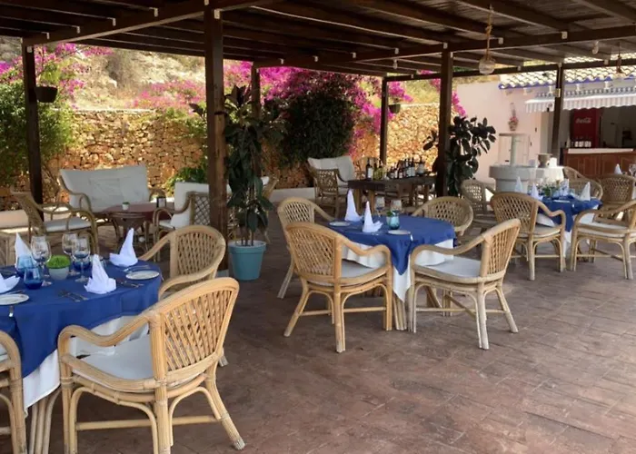 Restaurant Baladrar 호텔 *